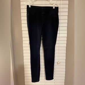 Old Navy Rockstar Super Skinny Jeggings (Reese) - Size 6